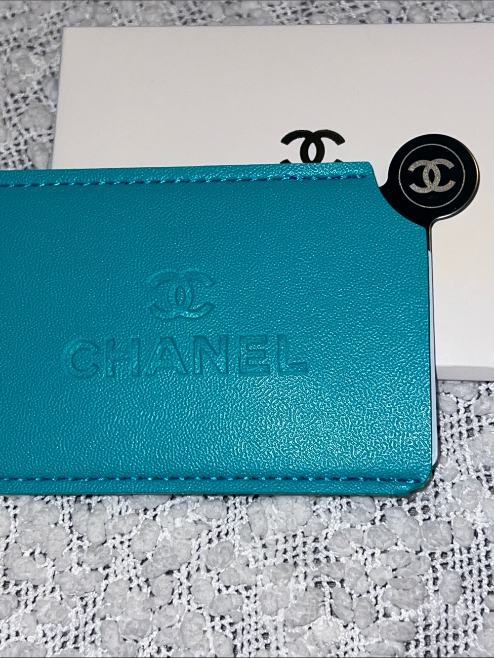 CHANEL Beute Travel Mirror with Embossed Leather Case (Turquoise or Purple) - Picture 3 of 9